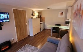 Studio chaleureux avec parking gratuit